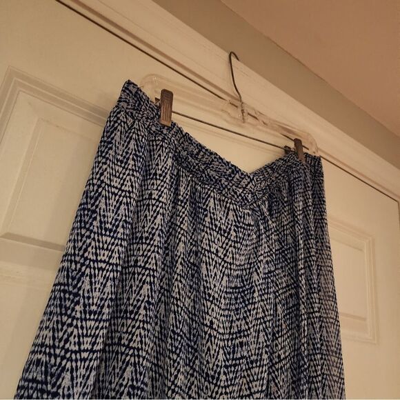 Faded Glory Blue and white sheer lined maxi skirt 3X - Picture 2 of 6